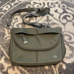 Lululemon All Night Festival Bag 5L